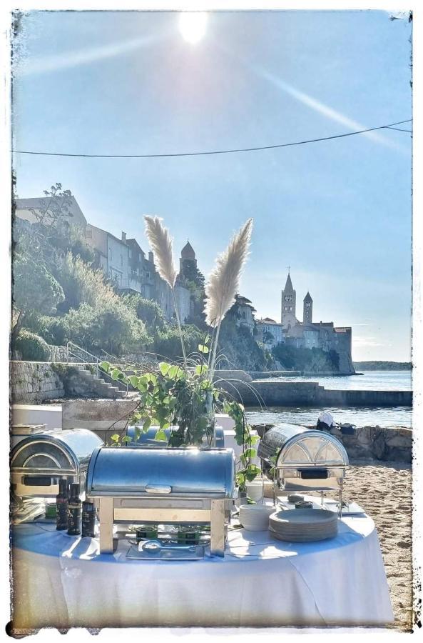 Apt. Old Town Rab Town Bagian luar foto
