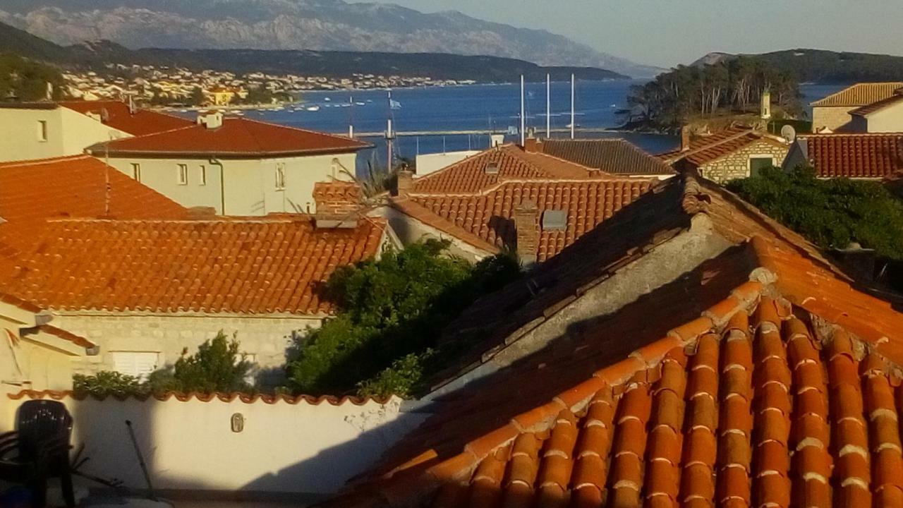 Apt. Old Town Rab Town Bagian luar foto